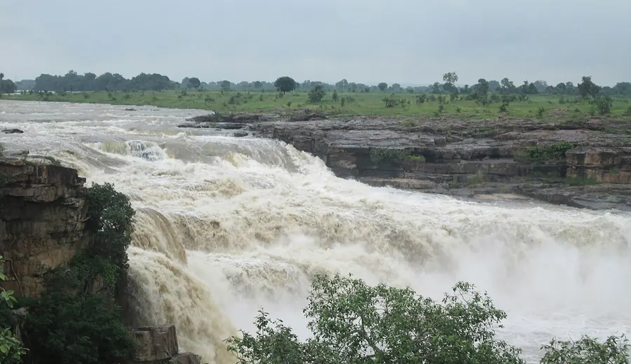Sultan Garh waterfall in Madhya Pradesh
